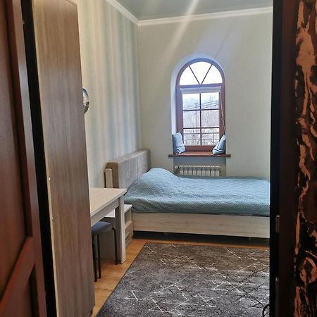 Апартаменти В Старому Місті Sweet House คาเมียเนตส์-โปดิลสกี ภายนอก รูปภาพ