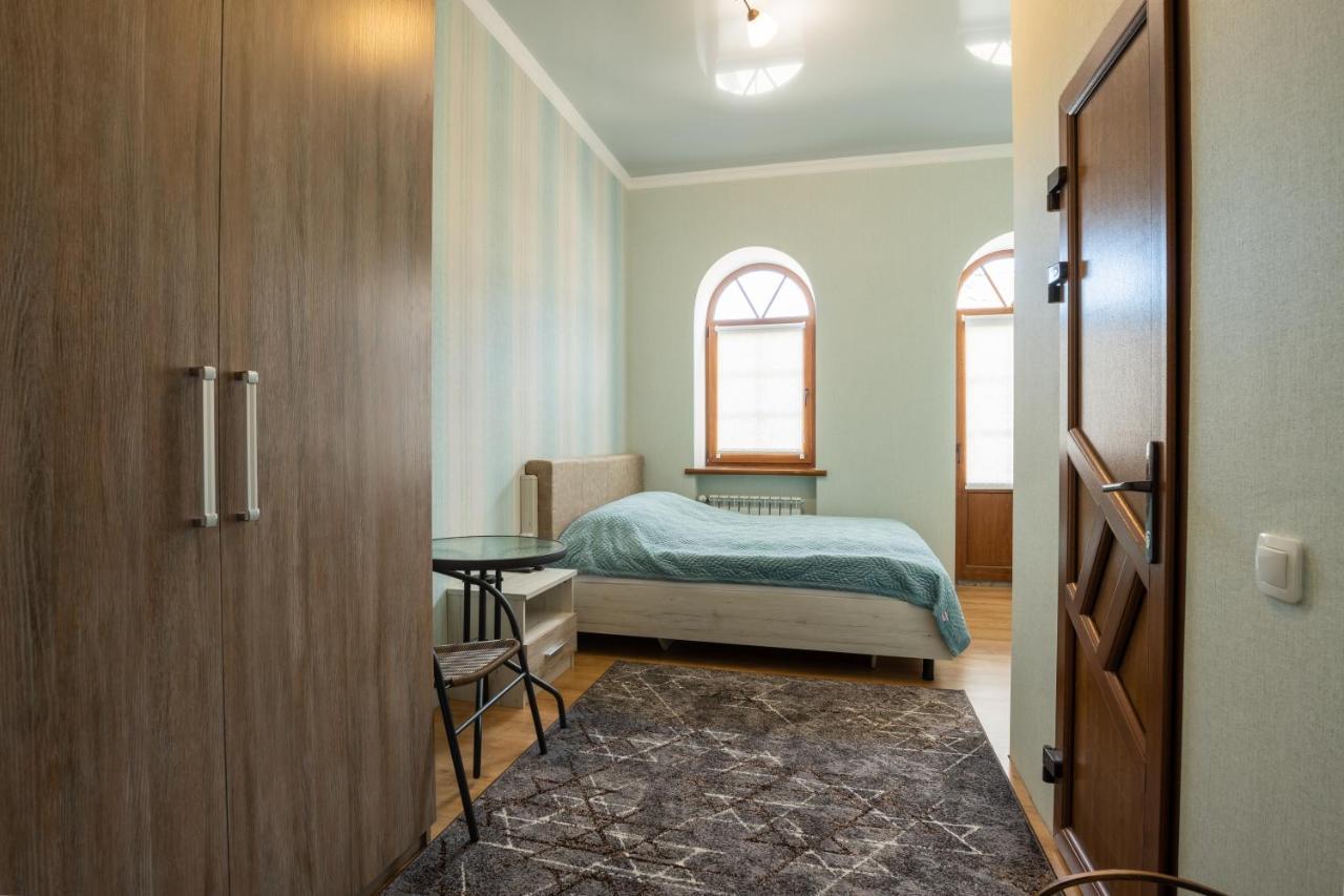 Апартаменти В Старому Місті Sweet House คาเมียเนตส์-โปดิลสกี ภายนอก รูปภาพ