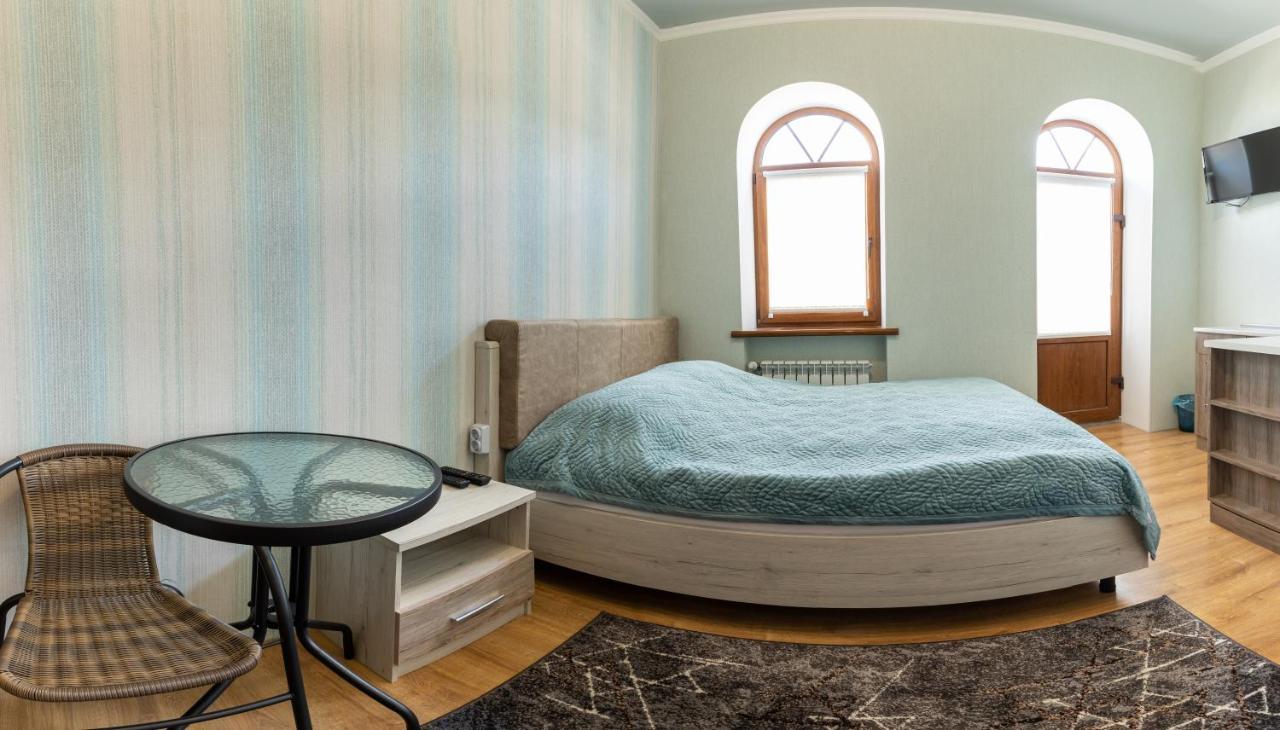 Апартаменти В Старому Місті Sweet House คาเมียเนตส์-โปดิลสกี ภายนอก รูปภาพ