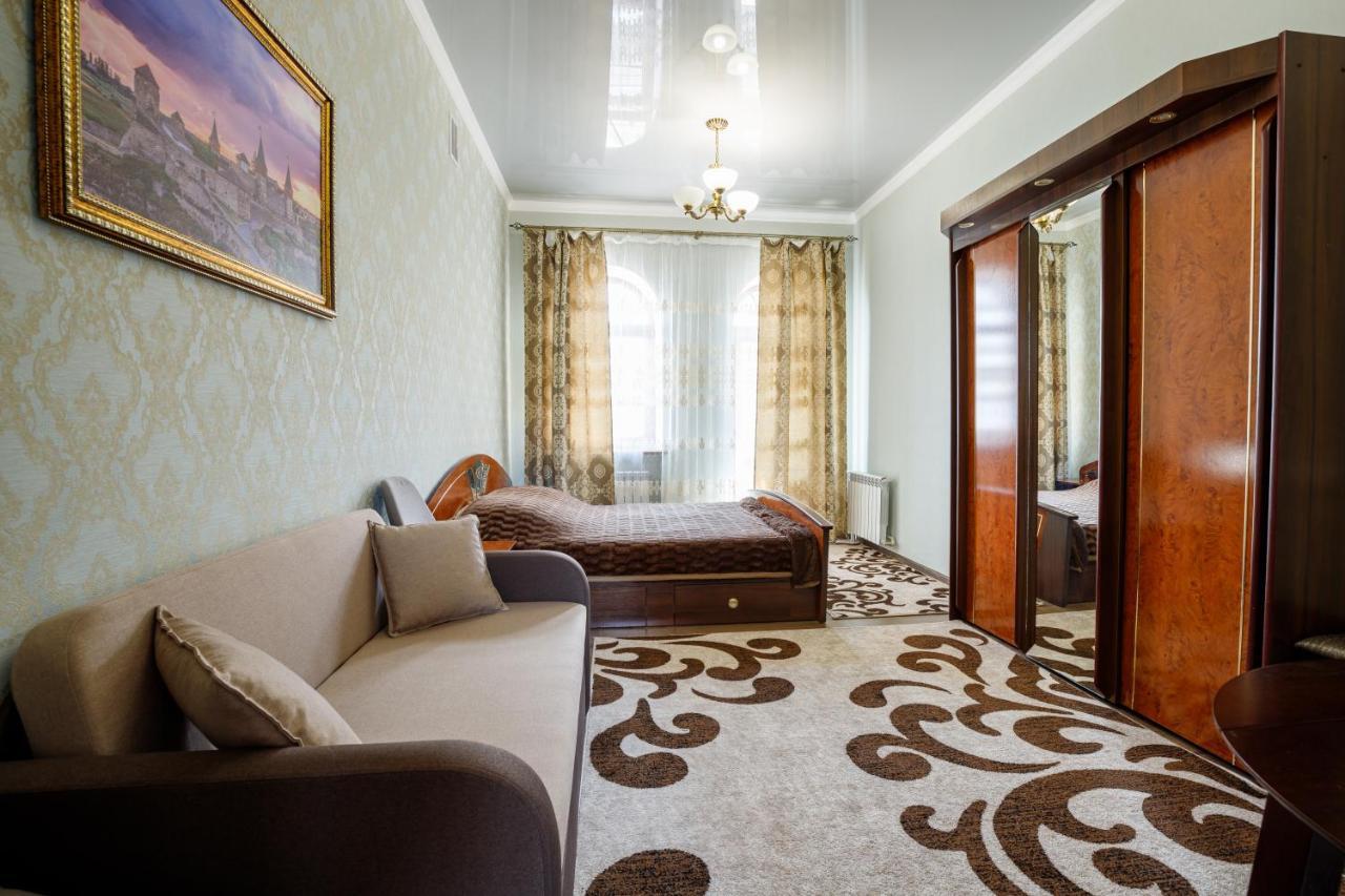 Апартаменти В Старому Місті Sweet House คาเมียเนตส์-โปดิลสกี ภายนอก รูปภาพ